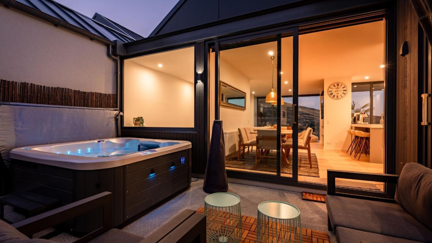 Vila The Tiers- Hot Tub- Ac- Bbq- Free Parking Queenstown Exteriér fotografie