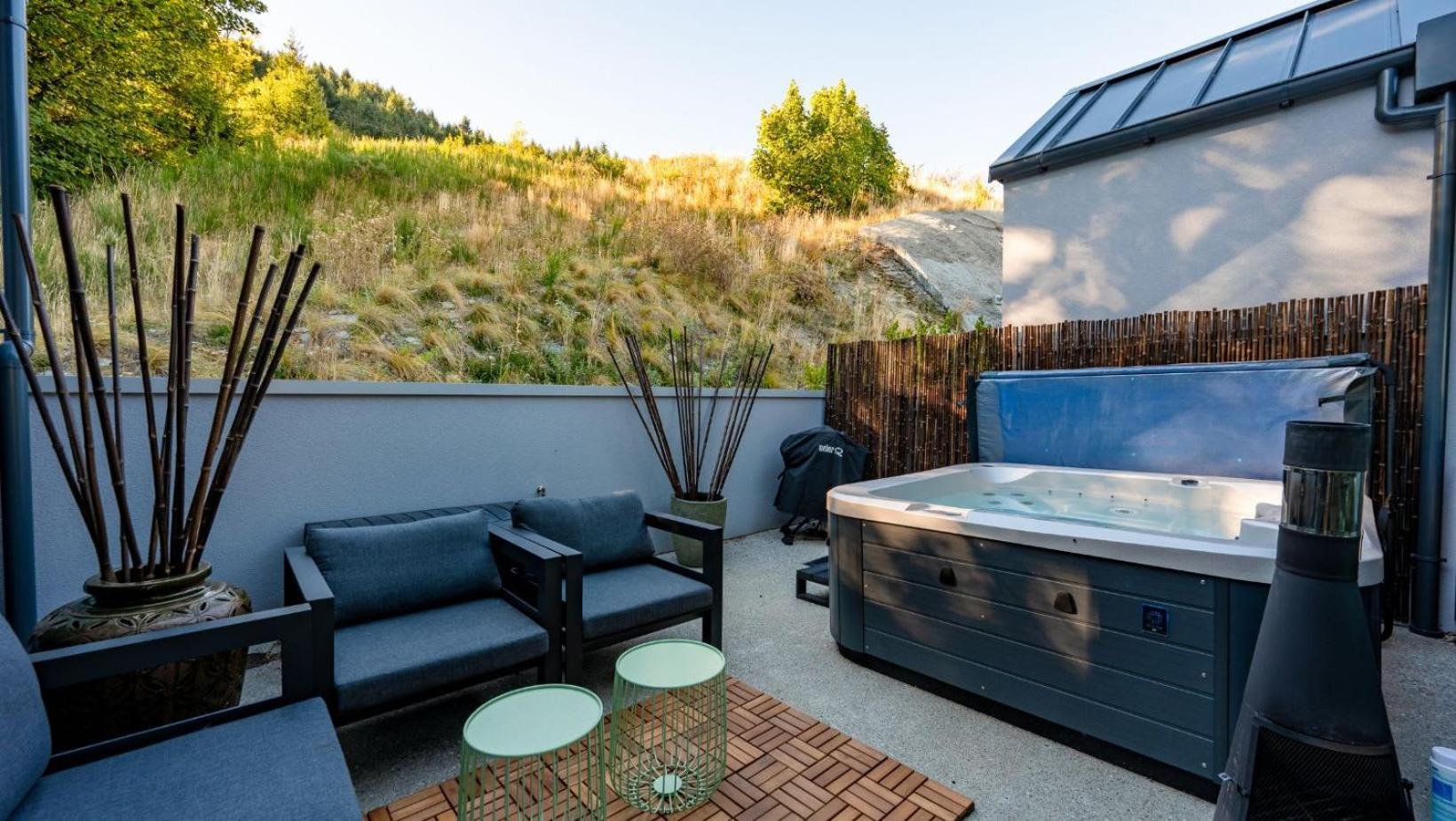 Vila The Tiers- Hot Tub- Ac- Bbq- Free Parking Queenstown Exteriér fotografie